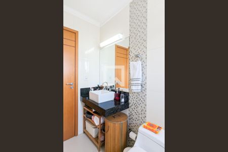 Casa à venda com 260m², 3 quartos e 4 vagas Casa à venda com 260m², 3 quartos e 4 vagasBanheiro da suíte 1