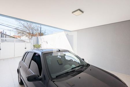 Casa à venda com 260m², 3 quartos e 4 vagas Casa à venda com 260m², 3 quartos e 4 vagasGaragem