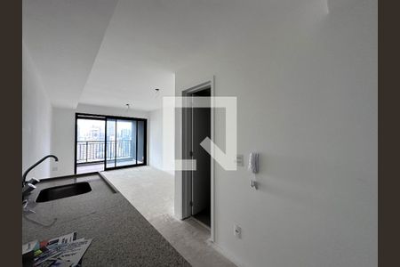 Cozinha de kitnet/studio à venda com 0 quarto, 33m² em Vila Cordeiro, São Paulo