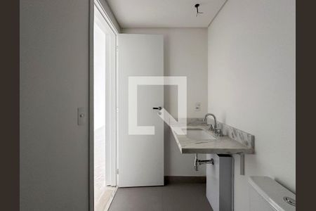 Banheiro de kitnet/studio à venda com 0 quarto, 33m² em Vila Cordeiro, São Paulo