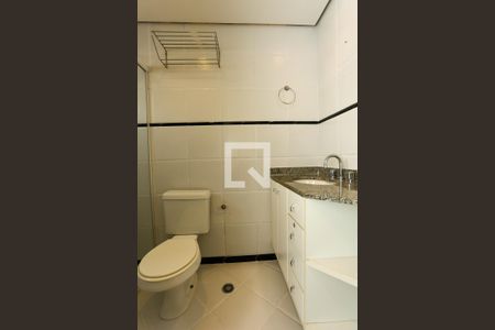 Apartamento à venda com 80m², 2 quartos e 2 vagas Apartamento à venda com 80m², 2 quartos e 2 vagasBanheiro da Suíte 2