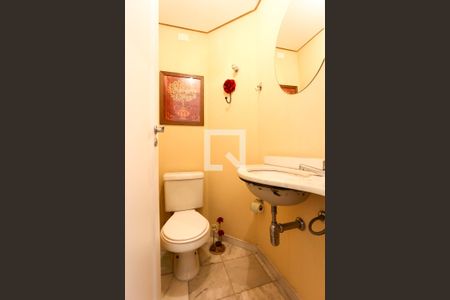 Lavabo de apartamento à venda com 2 quartos, 80m² em Vila Suzana, São Paulo