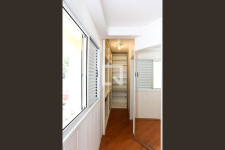 Apartamento à venda com 80m², 2 quartos e 2 vagas Apartamento à venda com 80m², 2 quartos e 2 vagasCloset da suíte 2