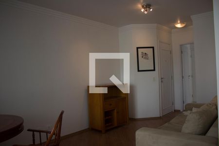 Sala de apartamento para alugar com 2 quartos, 80m² em Vila Suzana, São Paulo