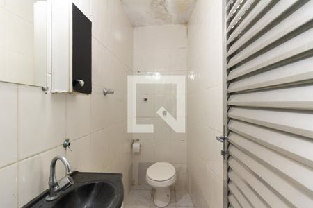 Banheiro de casa à venda com 1 quarto, 140m² em Vila Ipojuca, São Paulo