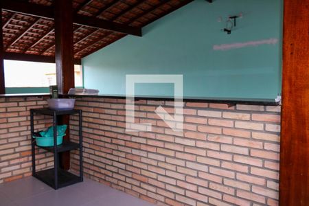 Casa à venda com 550m², 4 quartos e 3 vagas Casa à venda com 550m², 4 quartos e 3 vagasTerraço