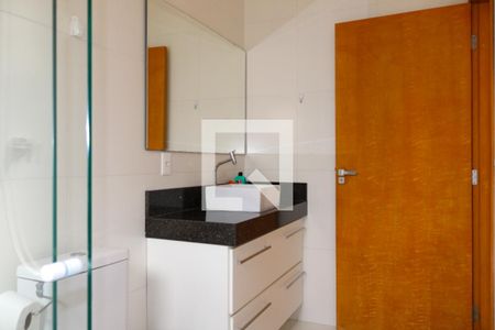 Casa à venda com 550m², 4 quartos e 3 vagas Casa à venda com 550m², 4 quartos e 3 vagasBanheiro da Suíte 2