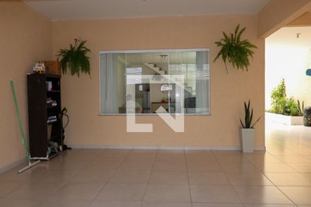 Casa à venda com 550m², 4 quartos e 3 vagas Casa à venda com 550m², 4 quartos e 3 vagasGaragem