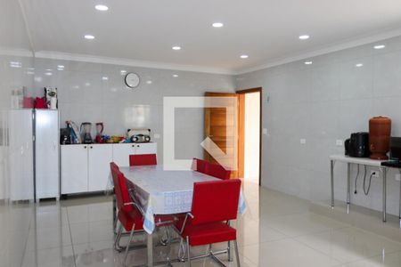 Casa à venda com 550m², 4 quartos e 3 vagas Casa à venda com 550m², 4 quartos e 3 vagasCozinha