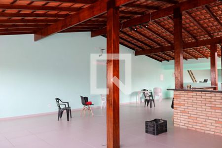 Casa à venda com 550m², 4 quartos e 3 vagas Casa à venda com 550m², 4 quartos e 3 vagasTerraço