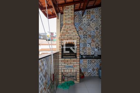 Casa à venda com 550m², 4 quartos e 3 vagas Casa à venda com 550m², 4 quartos e 3 vagasTerraço