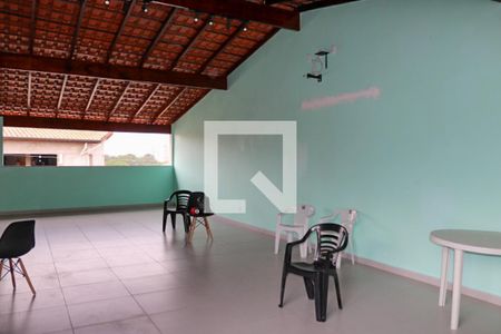 Casa à venda com 550m², 4 quartos e 3 vagas Casa à venda com 550m², 4 quartos e 3 vagasTerraço