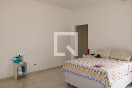 Casa à venda com 550m², 4 quartos e 3 vagas Casa à venda com 550m², 4 quartos e 3 vagasSuíte 3