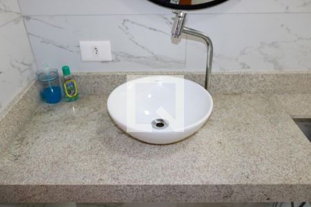 Casa à venda com 550m², 4 quartos e 3 vagas Casa à venda com 550m², 4 quartos e 3 vagasBanheiro Social