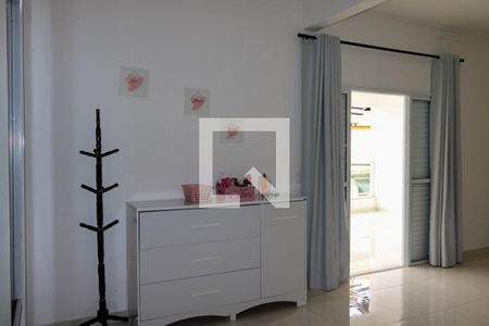 Casa à venda com 550m², 4 quartos e 3 vagas Casa à venda com 550m², 4 quartos e 3 vagasCloset da Suíte 1