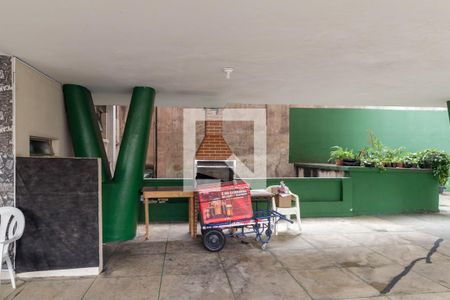 Apartamento à venda com 135m², 4 quartos e 2 vagas Apartamento à venda com 135m², 4 quartos e 2 vagasÁrea comum - Churrasqueira