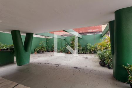 Apartamento à venda com 135m², 4 quartos e 2 vagas Apartamento à venda com 135m², 4 quartos e 2 vagasÁrea comum - Terraço