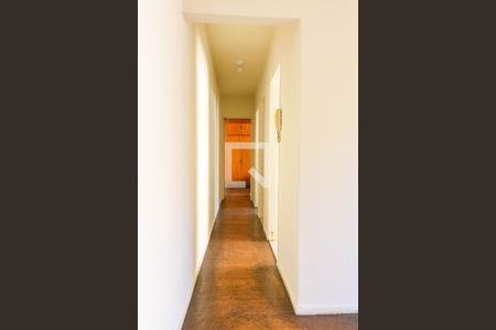 Corredor de apartamento para alugar com 2 quartos, 50m² em Piedade, Rio de Janeiro