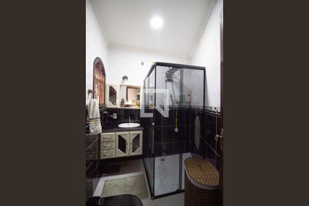 Casa à venda com 160m², 3 quartos e 3 vagasBanheiro da Suíte