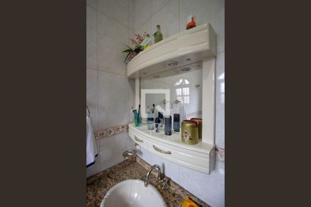 Casa à venda com 160m², 3 quartos e 3 vagasBanheiro