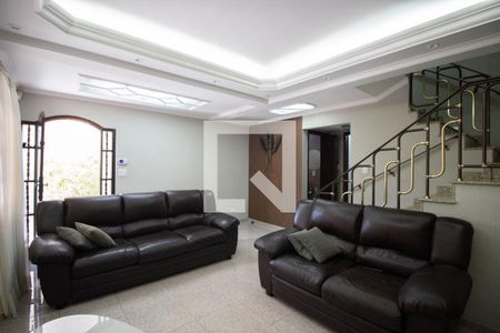 Casa à venda com 160m², 3 quartos e 3 vagasSala