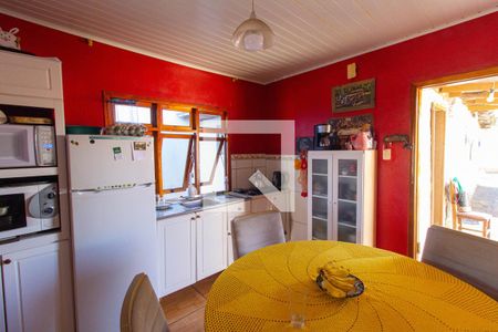 Cozinha de casa à venda com 2 quartos, 432m² em Santos Dumont, São Leopoldo