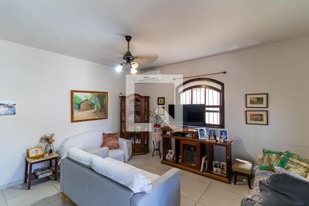 Sala de casa à venda com 3 quartos, 360m² em Largo da Batalha, Niterói