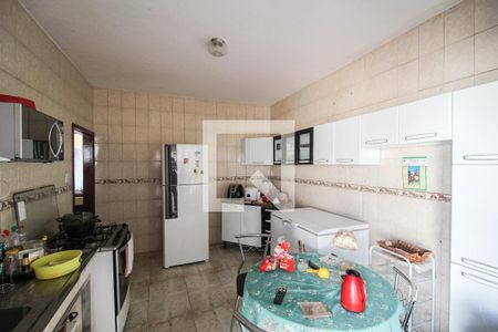 Casa para alugar com 320m², 2 quartos e 1 vaga Casa para alugar com 320m², 2 quartos e 1 vagaCozinha