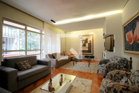 Sala de casa à venda com 3 quartos, 380m² em São Lucas, Belo Horizonte