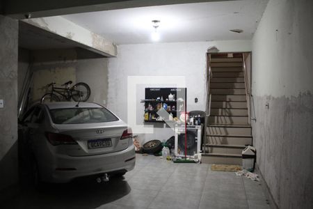 Casa à venda com 585m², 5 quartos e 4 vagasGaragem