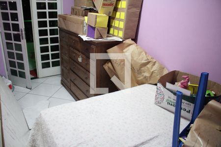 Casa à venda com 585m², 5 quartos e 4 vagasQuarto 5