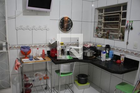 Casa à venda com 585m², 5 quartos e 4 vagasCozinha