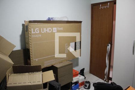 Casa à venda com 585m², 5 quartos e 4 vagasQuarto 3