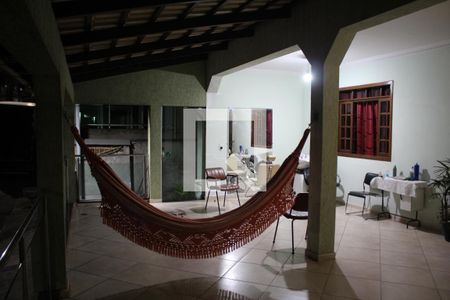 Casa à venda com 585m², 5 quartos e 4 vagasVaranda