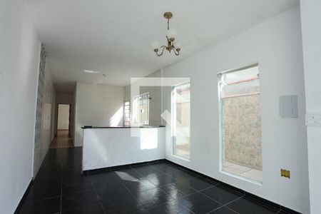 Sala de casa para alugar com 2 quartos, 125m² em Vila Monte Sion, Suzano