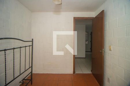 Quarto 1 de apartamento para alugar com 2 quartos, 38m² em Rubem Berta, Porto Alegre