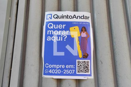 Casa à venda com 30m², 1 quarto e 8 vagas Casa à venda com 30m², 1 quarto e 8 vagasPlaquinha