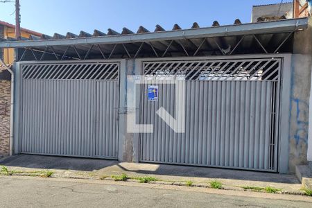 Casa à venda com 30m², 1 quarto e 8 vagas Casa à venda com 30m², 1 quarto e 8 vagasFachada