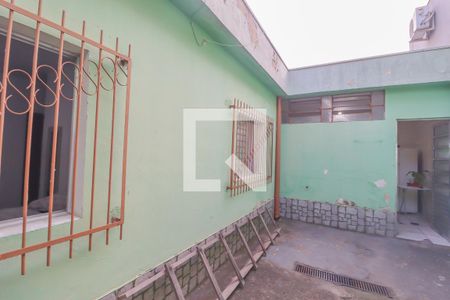Casa à venda com 100m², 2 quartos e 2 vagasQuintal
