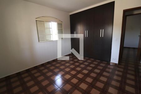 Quarto 2 de casa para alugar com 3 quartos, 240m² em Setor Aeroporto, Goiânia