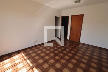 Sala de casa para alugar com 3 quartos, 240m² em Setor Aeroporto, Goiânia
