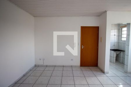 Sala de apartamento para alugar com 2 quartos, 55m² em Jardim Quaresmeira, Suzano