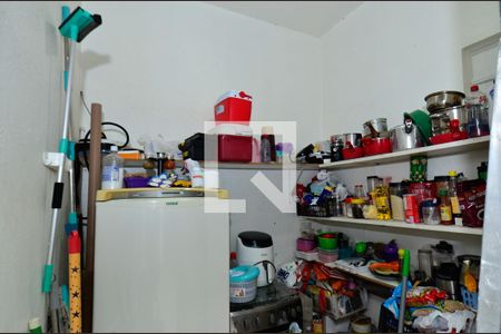 Apartamento à venda com 109m², 3 quartos e sem vaga Apartamento à venda com 109m², 3 quartos e sem vagaDespensa