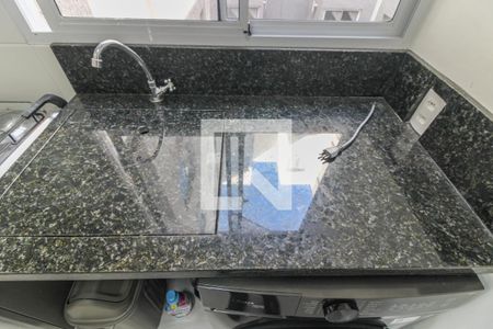 Apartamento à venda com 43m², 2 quartos e 1 vaga Apartamento à venda com 43m², 2 quartos e 1 vagaCozinha e Área de Serviço