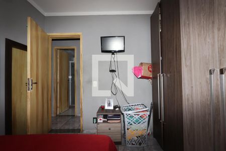 Quarto 1 de apartamento para alugar com 3 quartos, 74m² em Vila Bancária, São Paulo