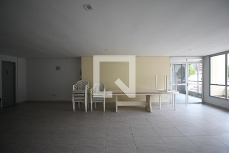 Apartamento para alugar com 82m², 3 quartos e 1 vagaÁrea comum - Salão de festas