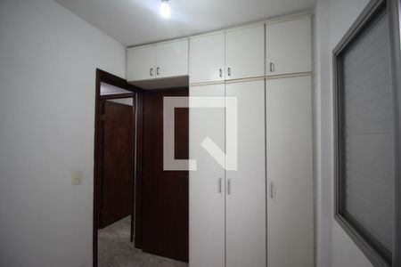 Quarto 1 - Armários de apartamento à venda com 3 quartos, 82m² em Vila São Pedro, São Paulo