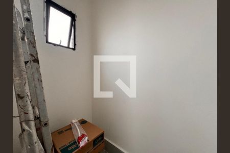 Apartamento à venda com 100m², 2 quartos e 1 vagaBanheiro de serviço