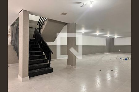 Apartamento à venda com 100m², 2 quartos e 1 vagaÁrea comum