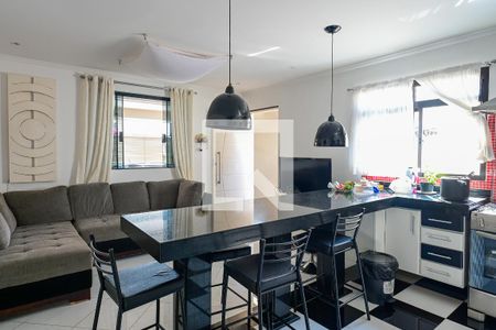 Casa à venda com 198m², 3 quartos e 2 vagasCozinha